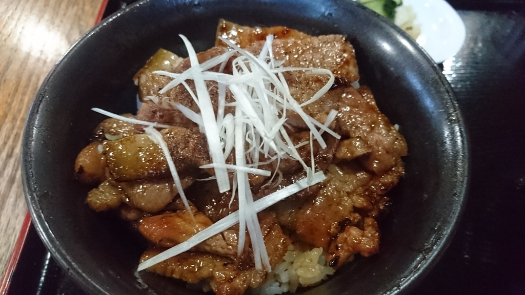 「十勝豚丼 いっぴん」の豚丼